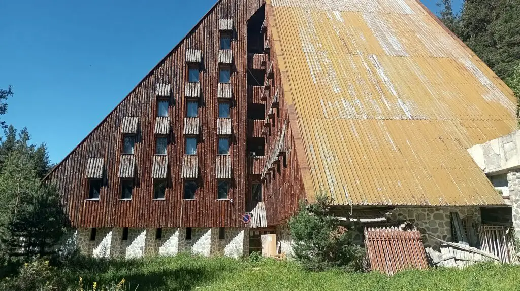 Abandoned Academika Hut