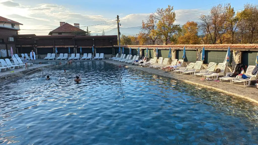 Izgreva hot springs in Banya