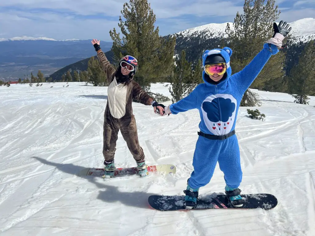 Snowboarding in onesies in Bansko